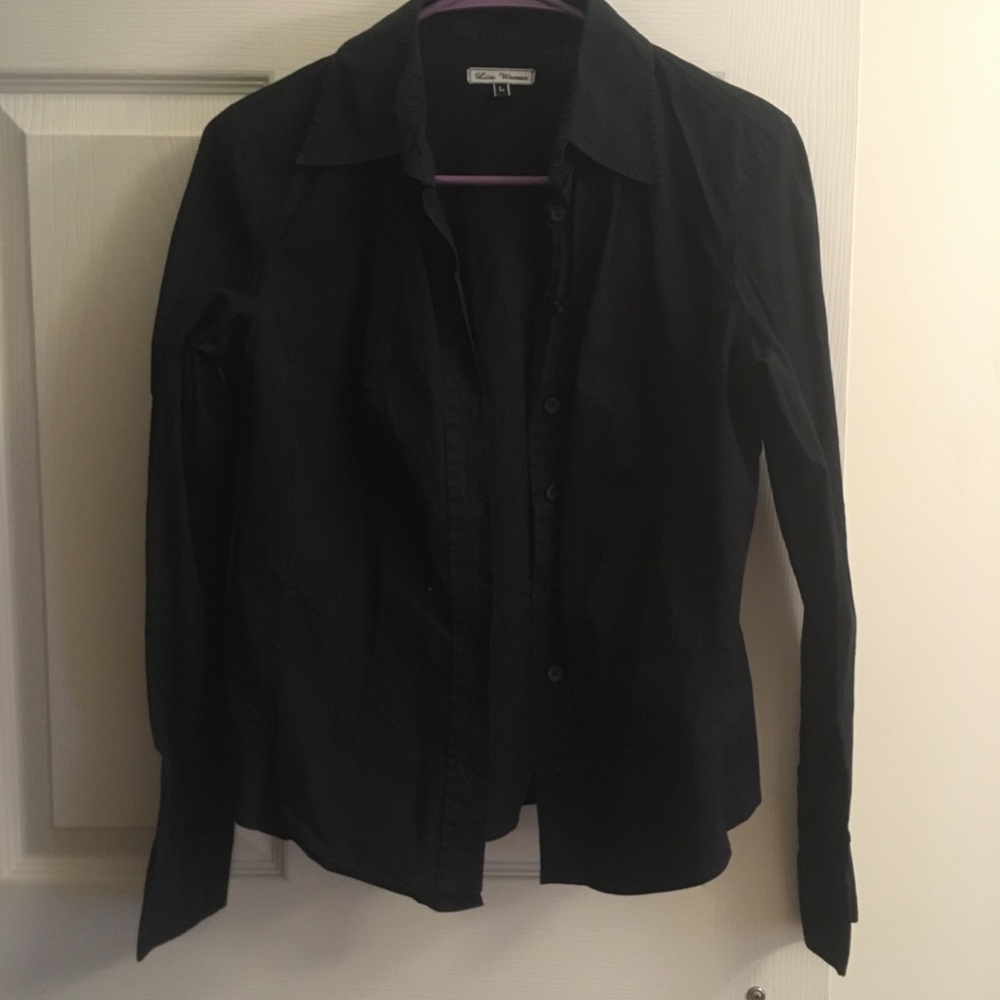 Black shirt